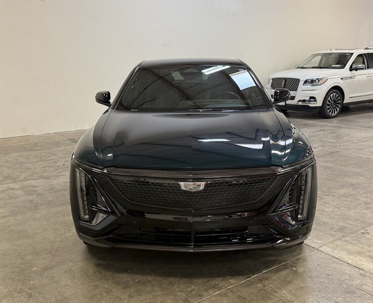 Used 2024 Cadillac Lyriq Sport AWD/4WD image 15