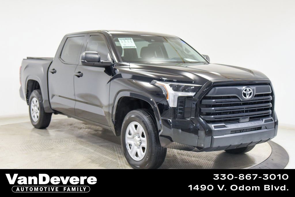 Used 2024 Toyota Tundra SR w/ SR Tow Package