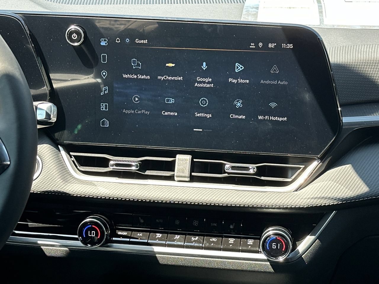 New 2027 Chevrolet Equinox LT w/ Convenience Package II FWD image 18