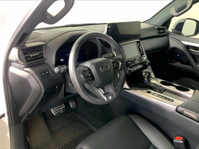 Used 2024 Lexus LX 600 F Sport AWD/4WD image 4