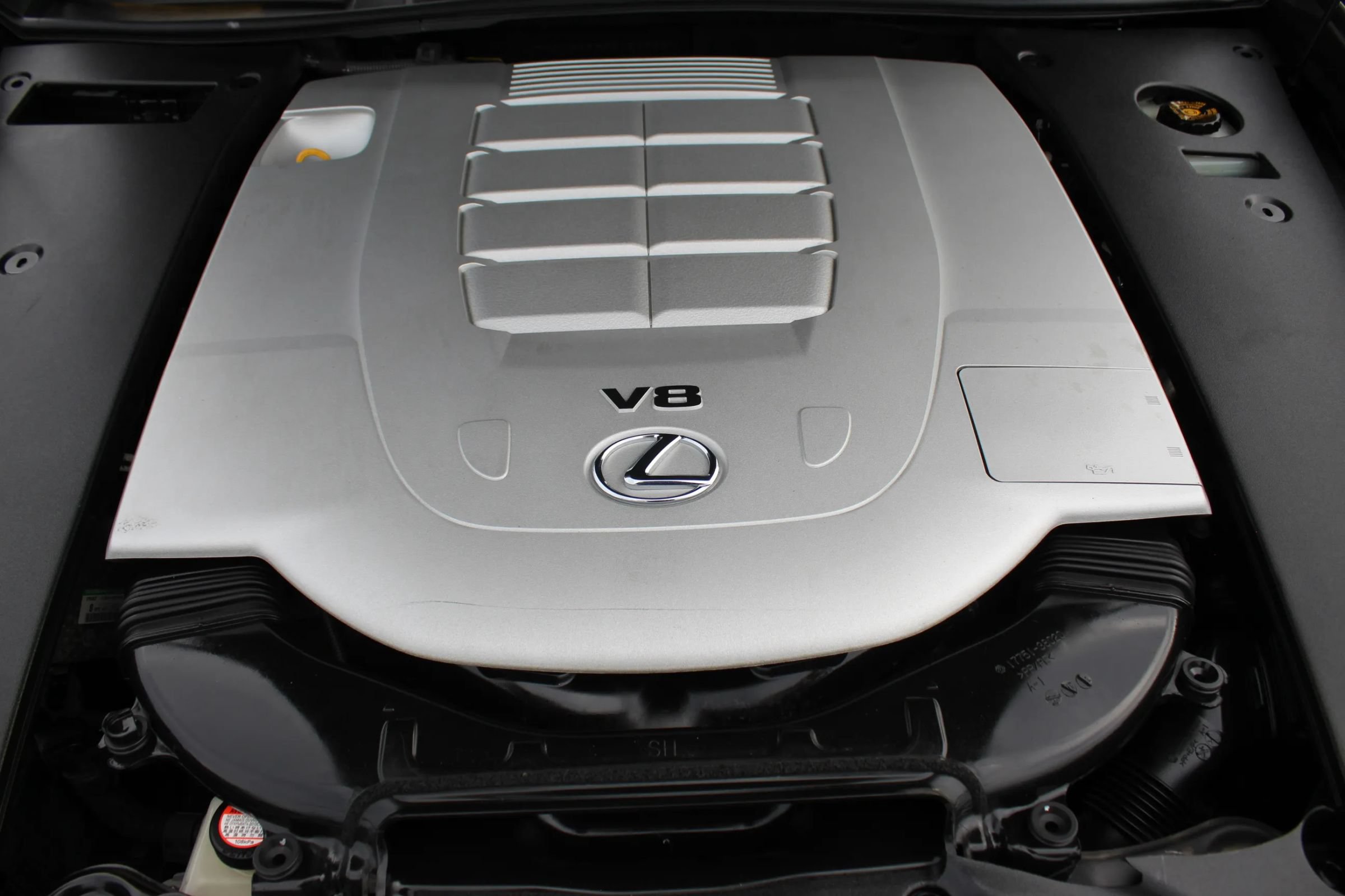 Used 2015 Lexus LS 460 AWD w/ Comfort Package image 31