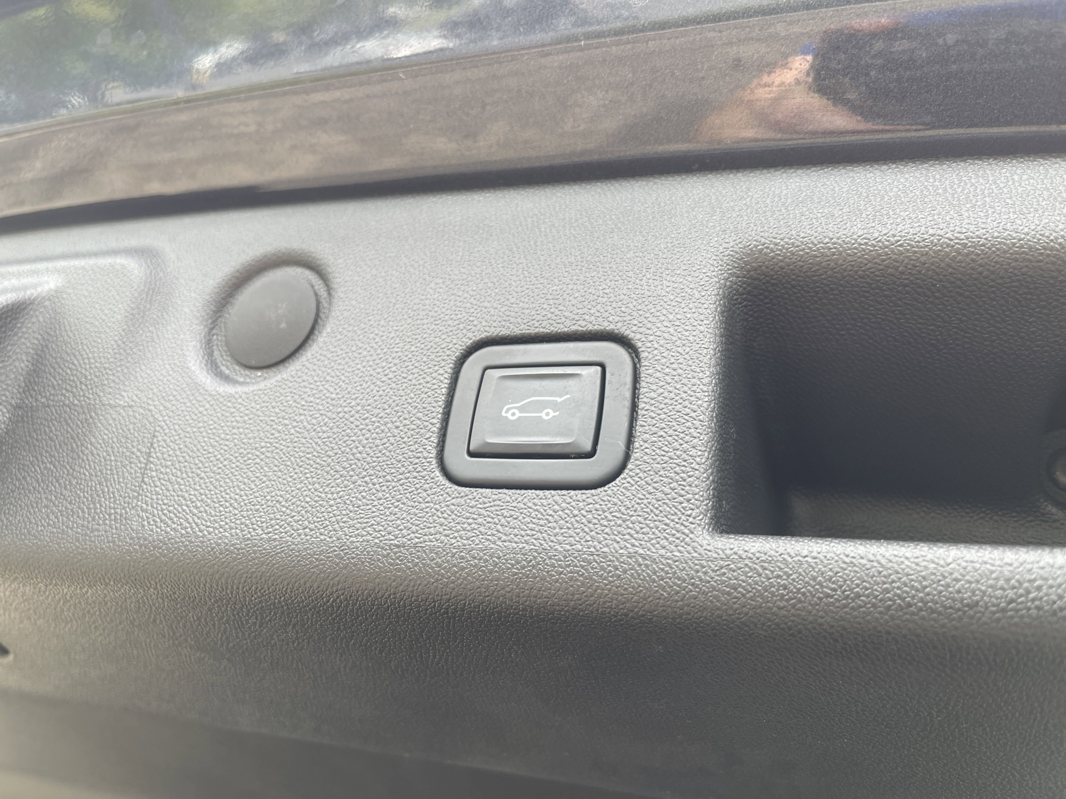 Used 2022 Chevrolet Equinox LT image 42