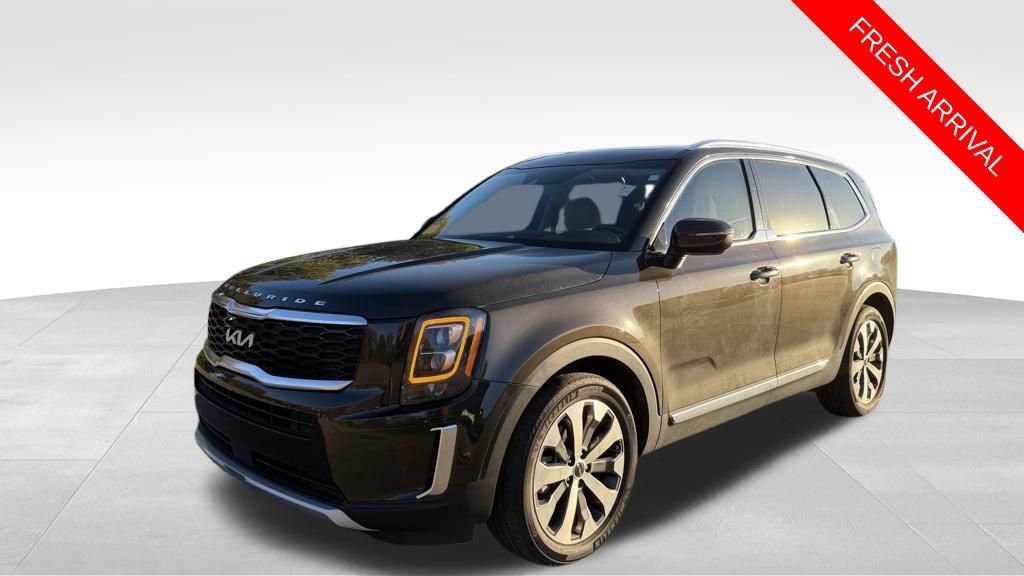Used 2022 Kia Telluride EX w/ EX Premium Package