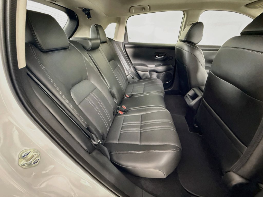 Used 2025 Honda HR-V EX-L image 27