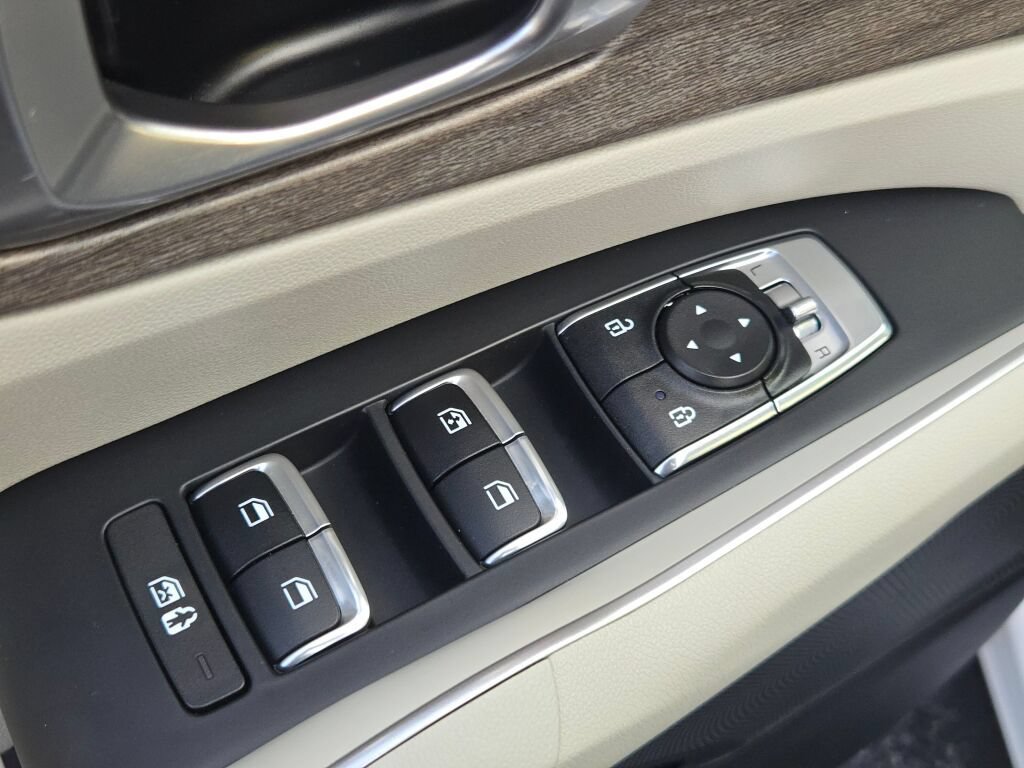 Used 2021 Kia Sorento EX w/ EX AWD X-Line Package image 24