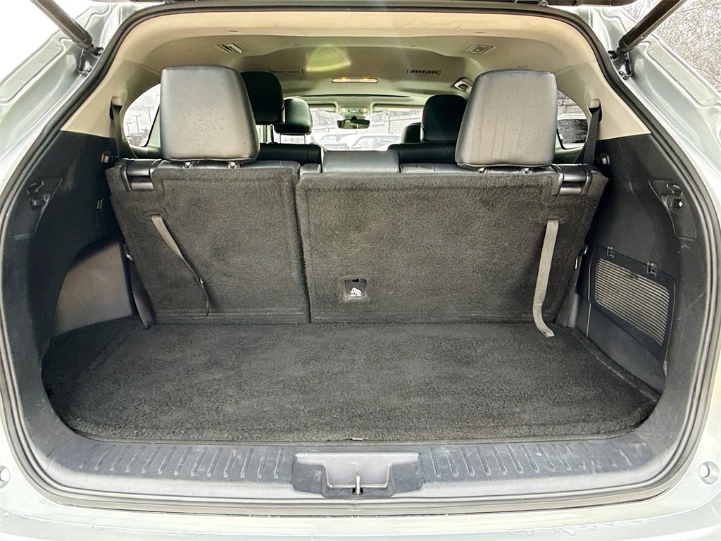 Used 2022 Toyota Highlander XLE image 29