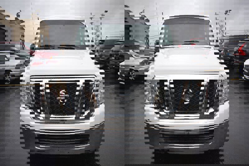 Used 2012 Nissan NV 2500 SV w/ Technology Pkg image 2