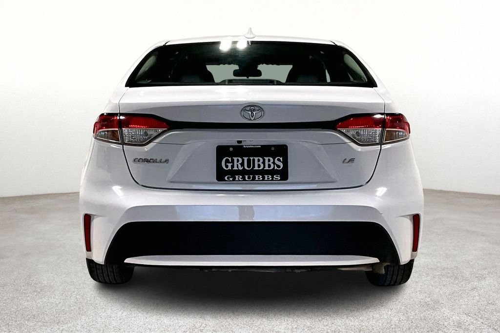 Used 2022 Toyota Corolla LE image 6