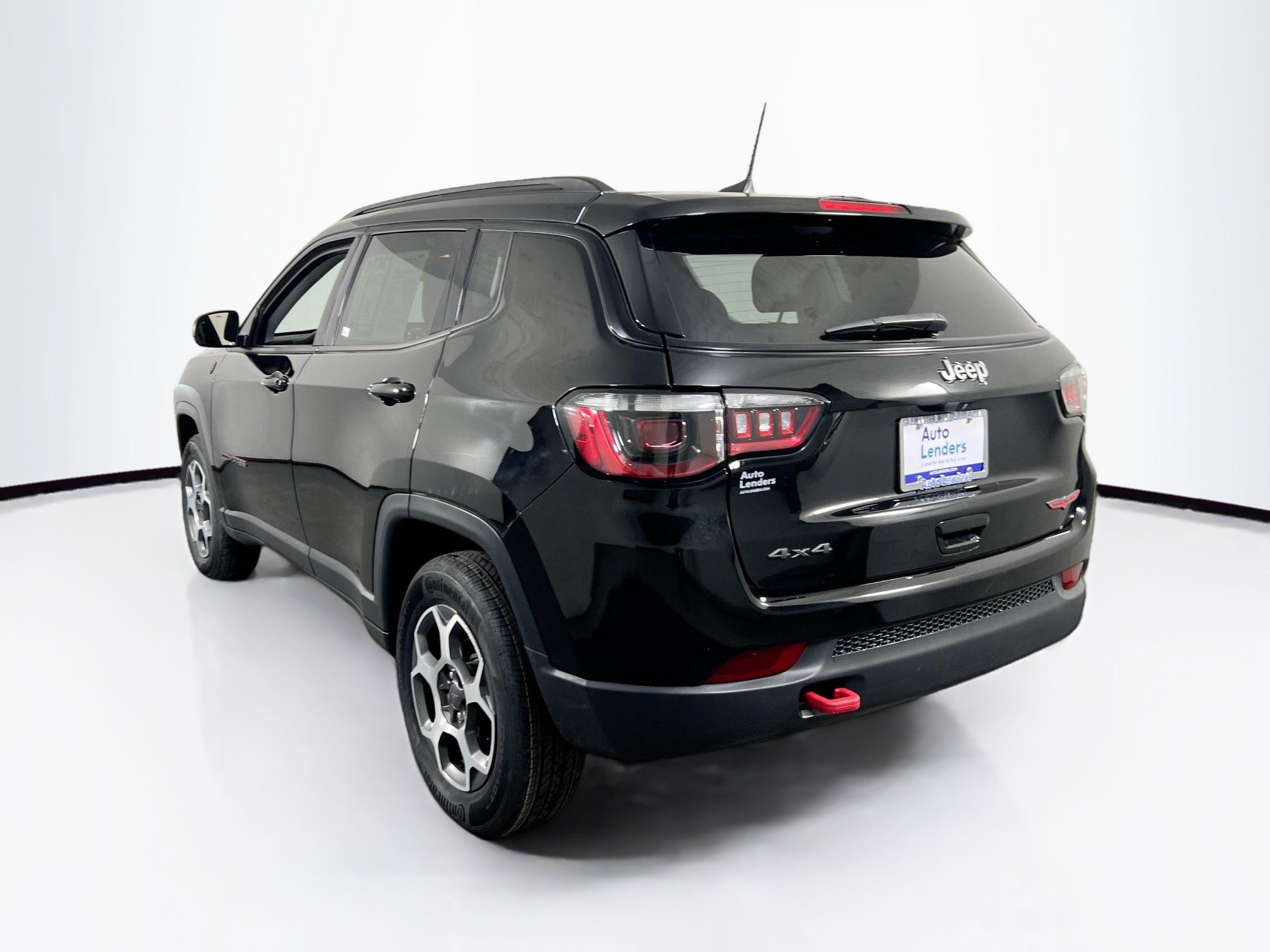 Used 2022 Jeep Compass Trailhawk w/ Trailhawk Convenience Group AWD/4WD image 7