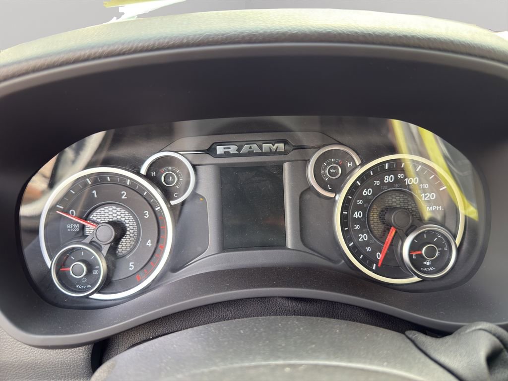 Used 2025 RAM 3500 Tradesman w/ Chrome Appearance Group image 20