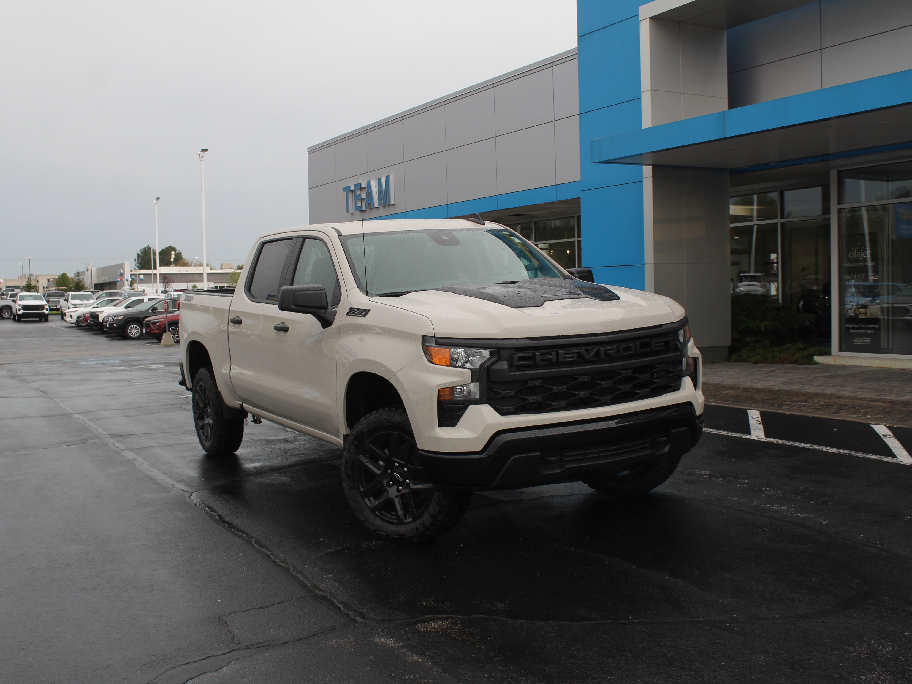 New 2026 Chevrolet Silverado 1500 Custom Trail Boss w/ Dark Appearance Package AWD/4WD image 2