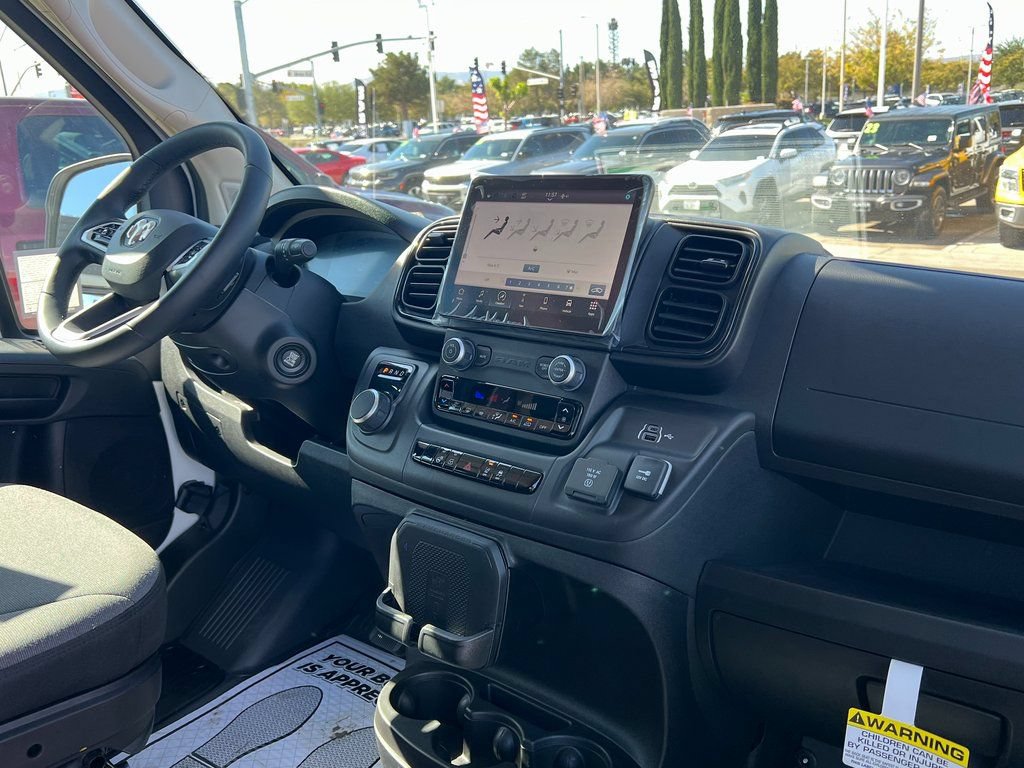New 2024 RAM ProMaster 3500 w/ Delivery Van Package FWD image 10