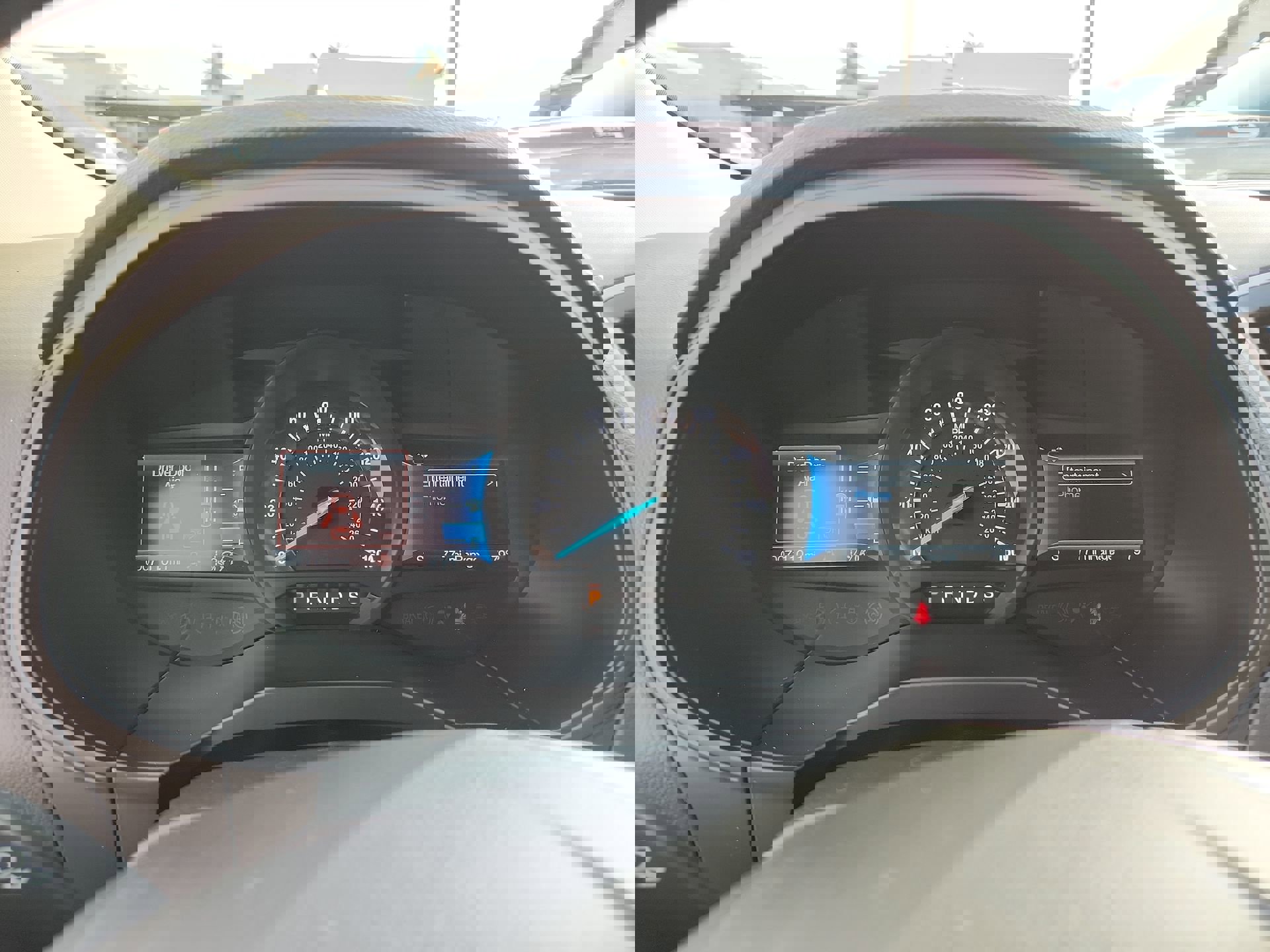 Used 2024 Ford Edge SEL w/ Convenience Package image 10