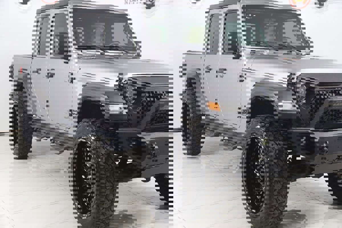 Used 2020 Jeep Gladiator Sport w/ Quick Order Package 24S image 38