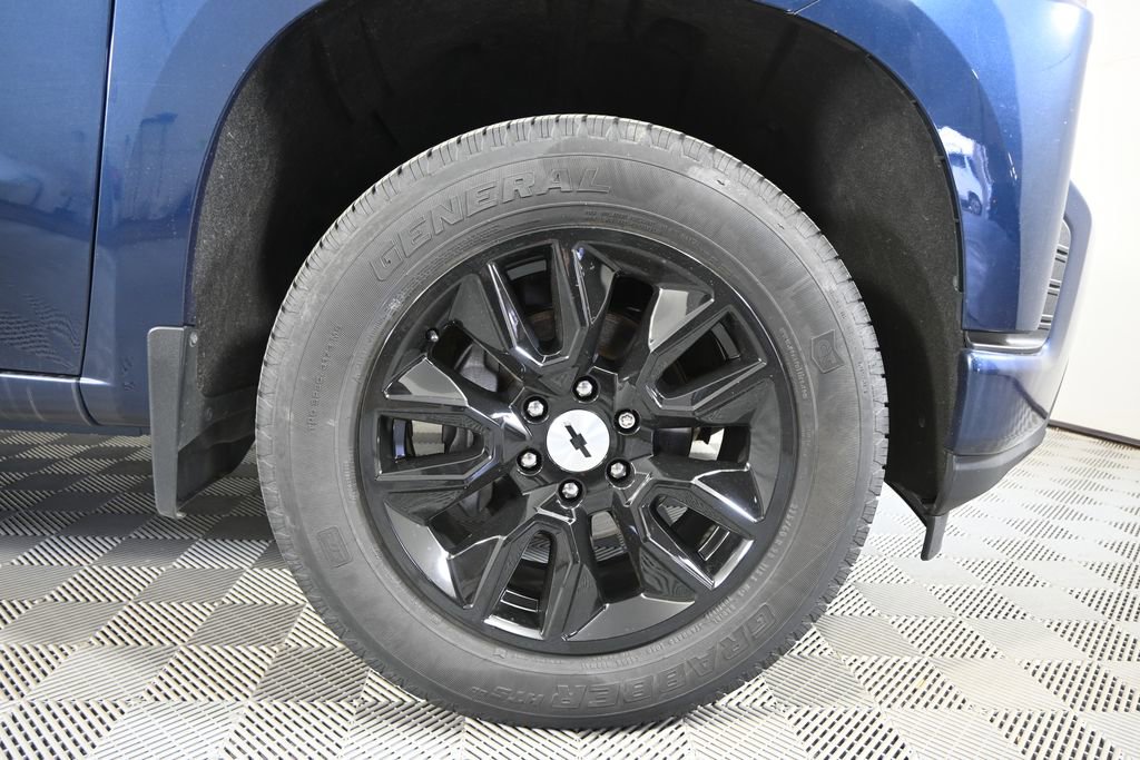 Used 2020 Chevrolet Silverado 1500 RST w/ All-Star Edition image 12