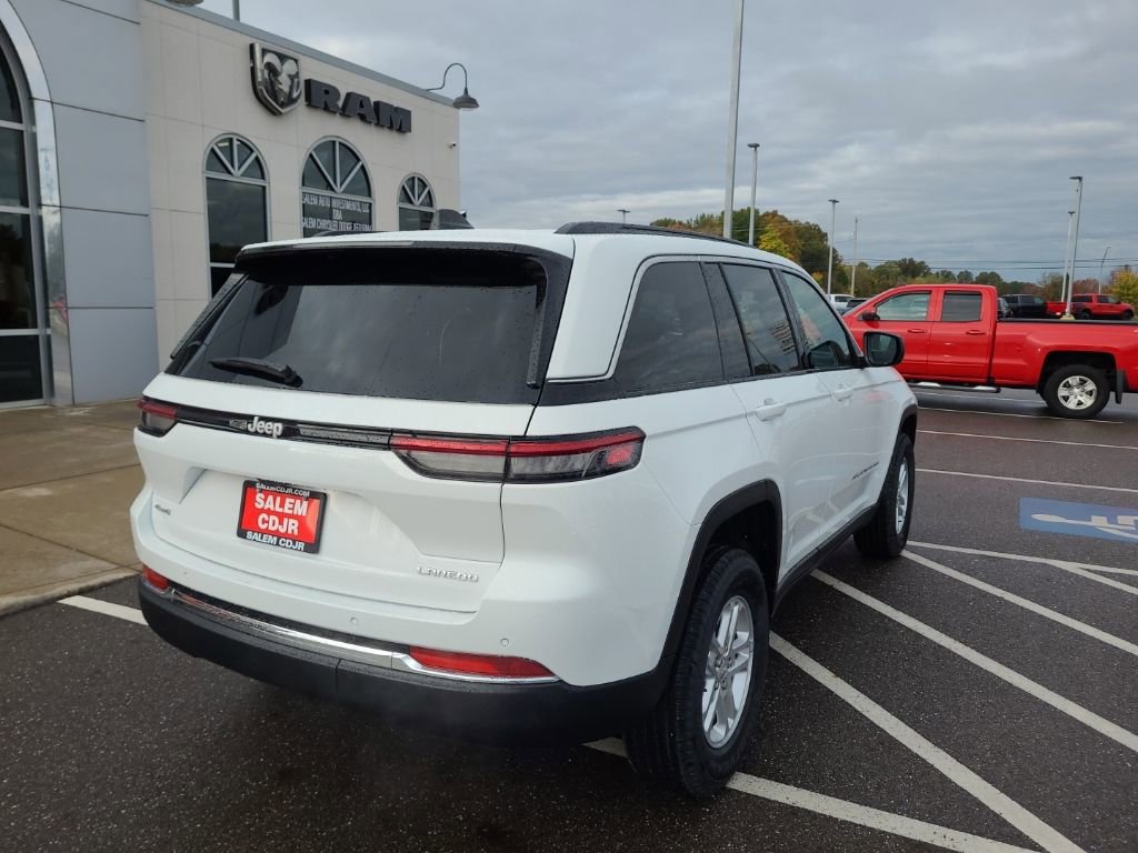 New 2025 Jeep Grand Cherokee Laredo w/ Luxury Tech Group I image 8