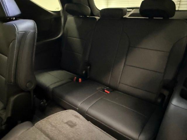 New 2026 Chevrolet Traverse LT image 17
