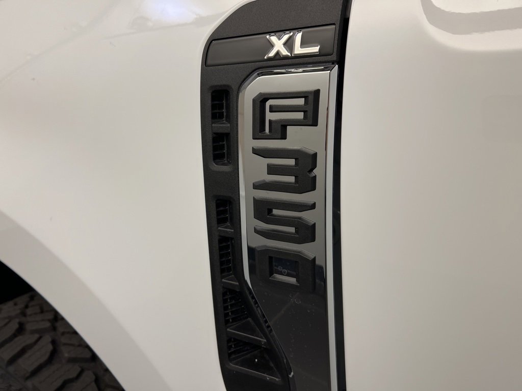New 2026 Ford F350 XL w/ 360-Degree Camera Package image 33