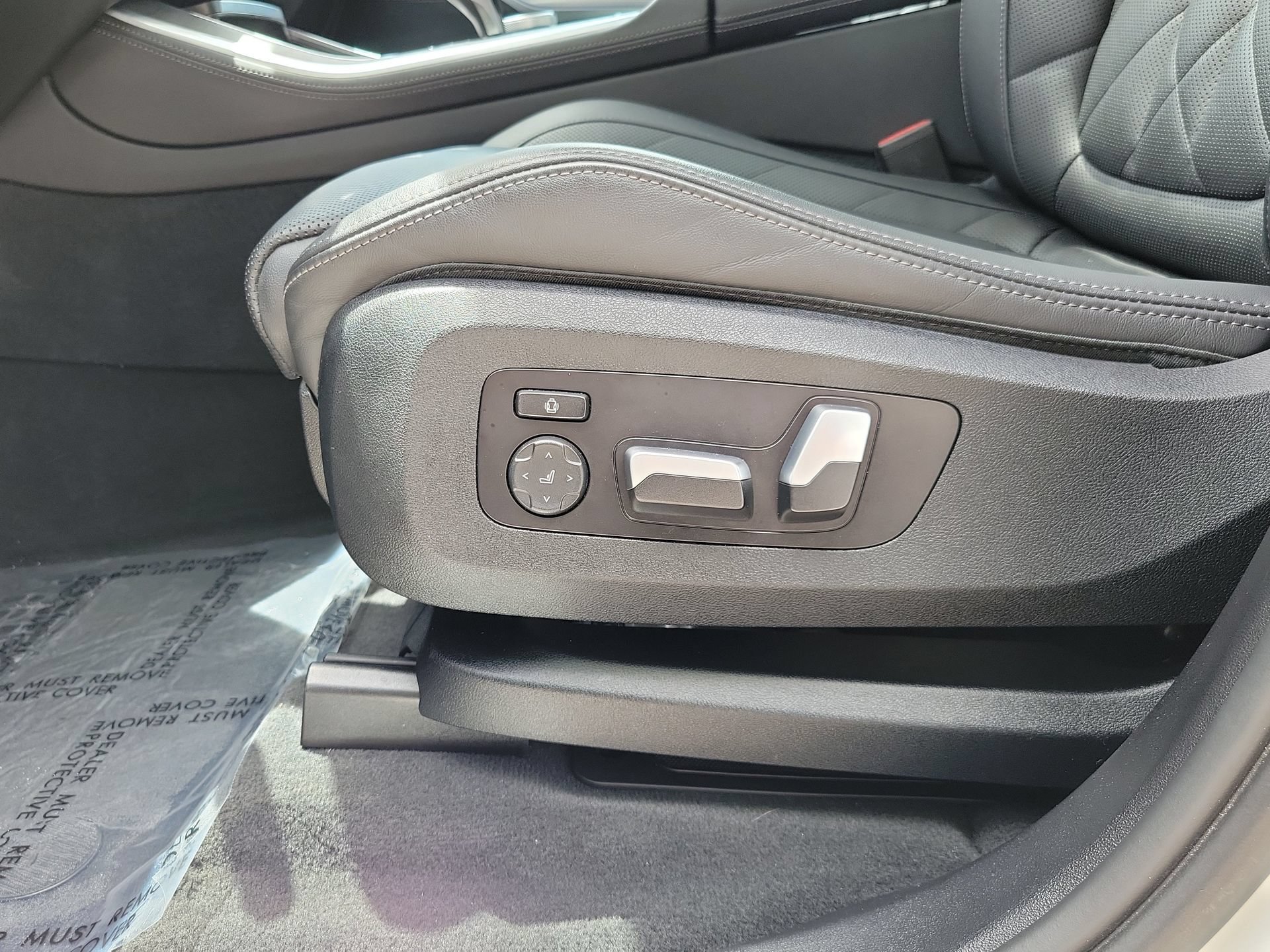 Used 2023 BMW X5 xDrive45e w/ Climate Comfort Package AWD/4WD image 30
