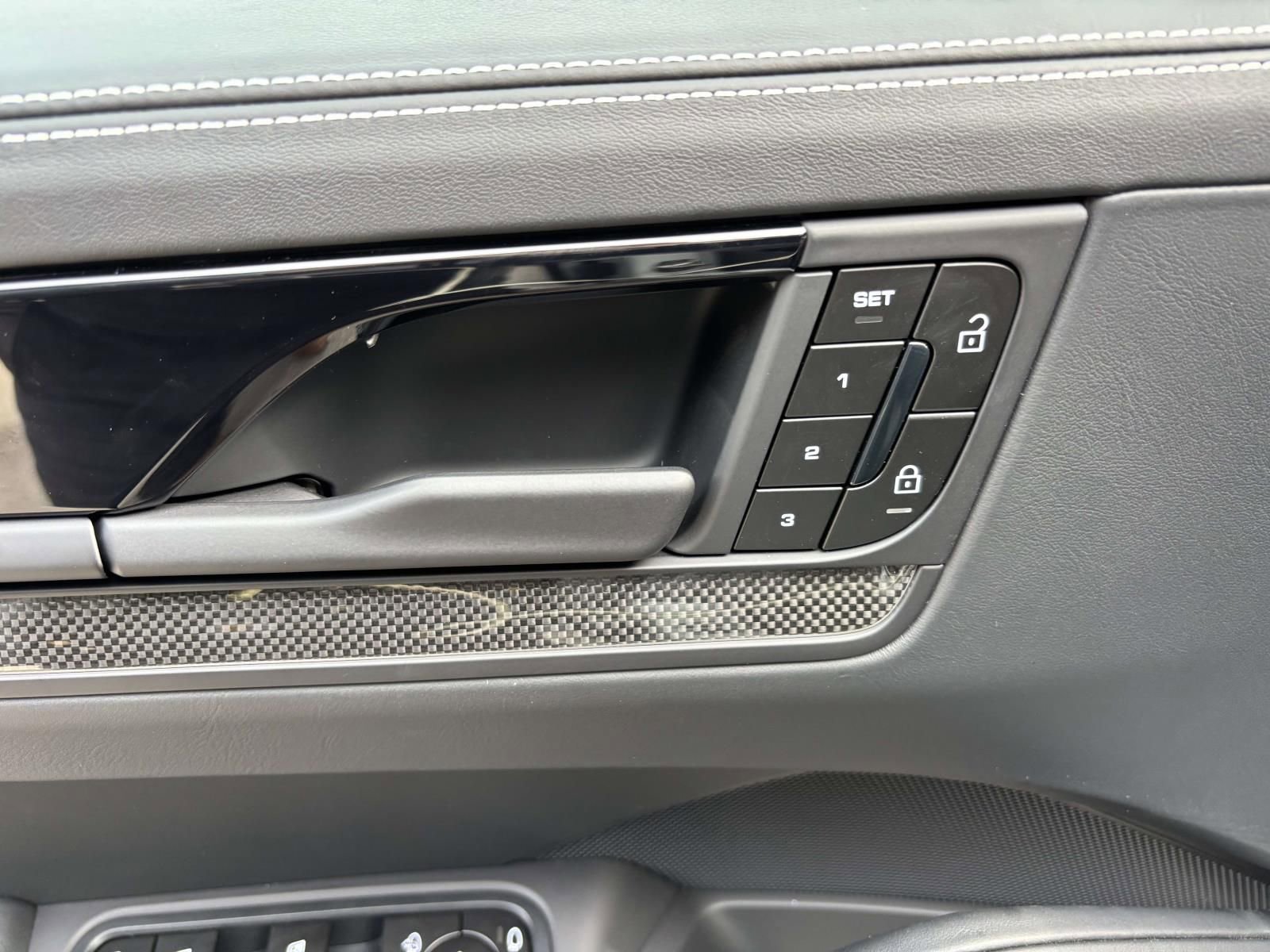 New 2026 Porsche Cayenne GTS image 24