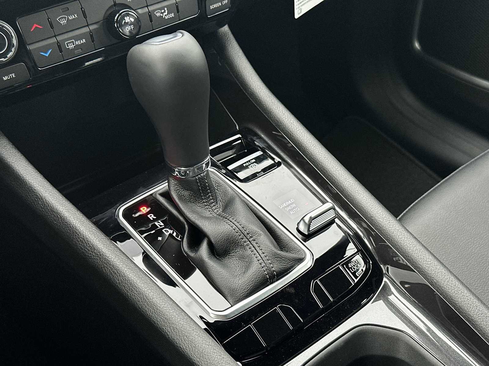 New 2026 Jeep Compass Latitude image 19