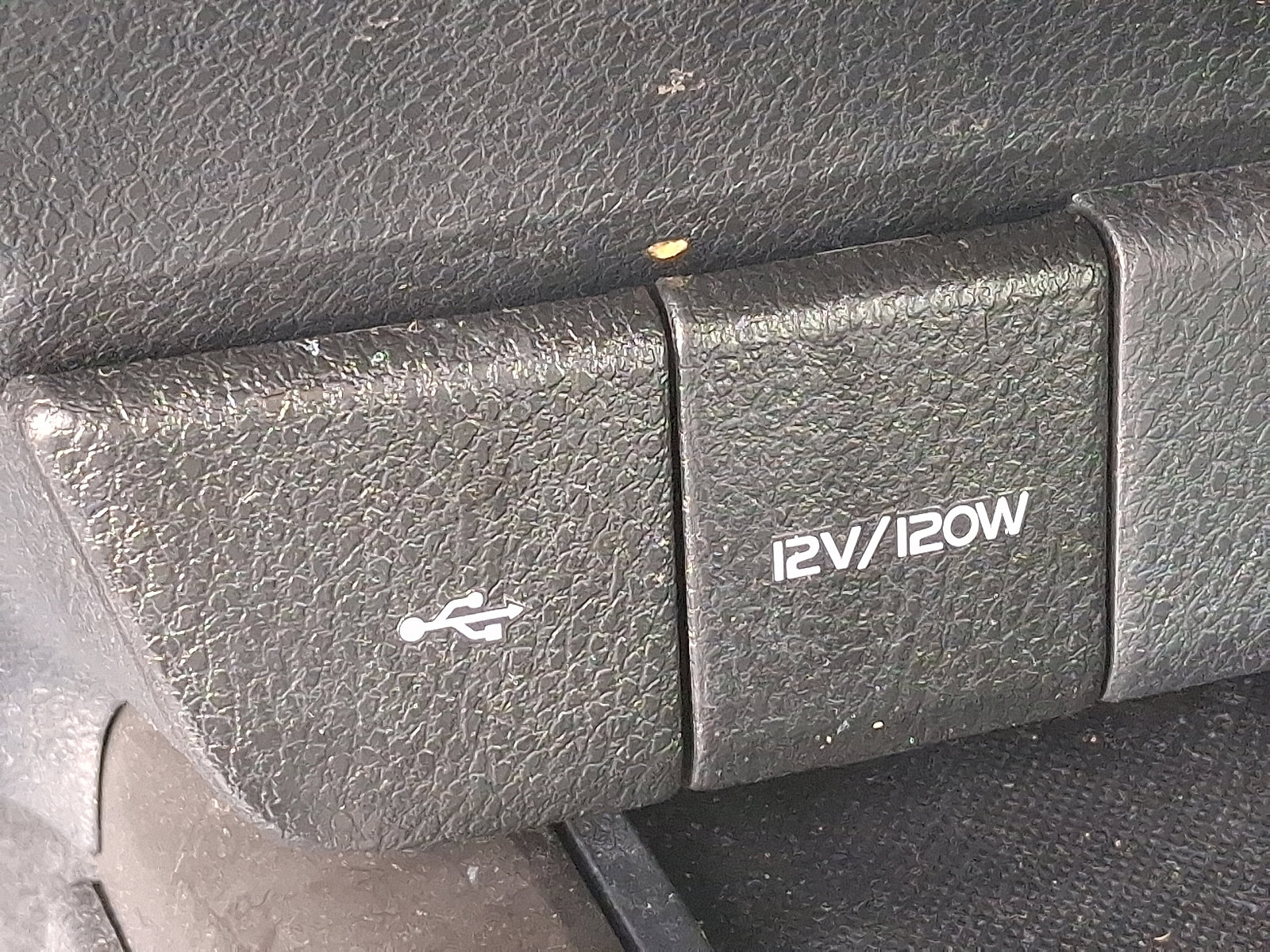 Certified 2023 Toyota Camry SE image 24