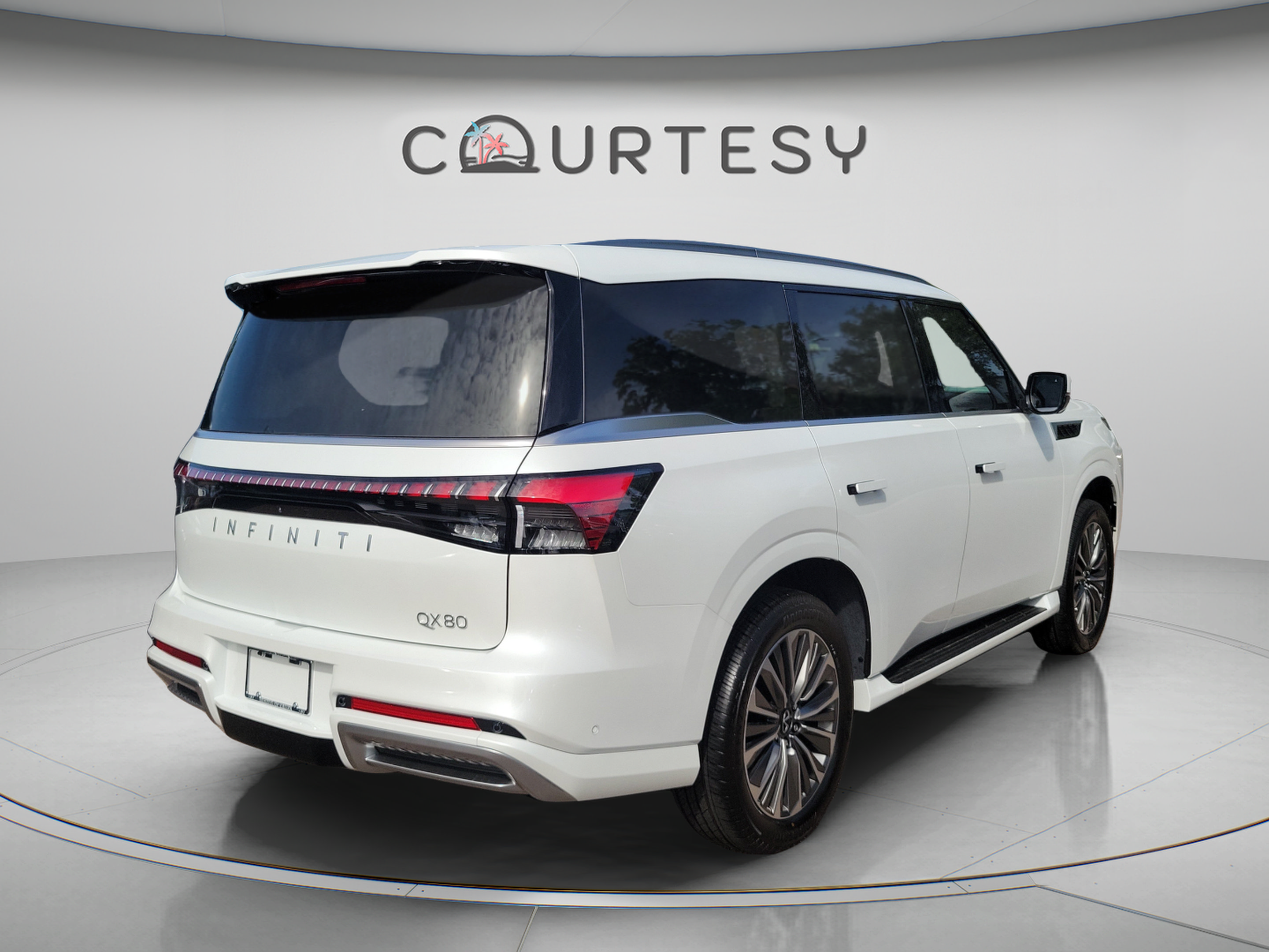 New 2027 INFINITI QX80 Luxe w/ Cargo Package RWD image 3