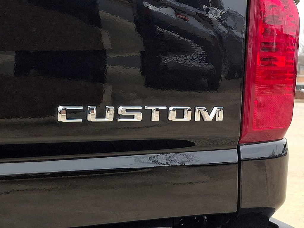 Used 2025 Chevrolet Silverado 2500 Custom image 33