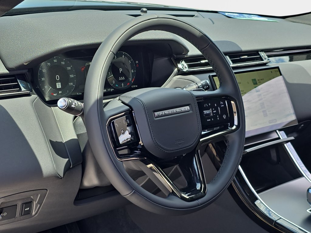 New 2026 Land Rover Range Rover Velar S AWD/4WD image 16