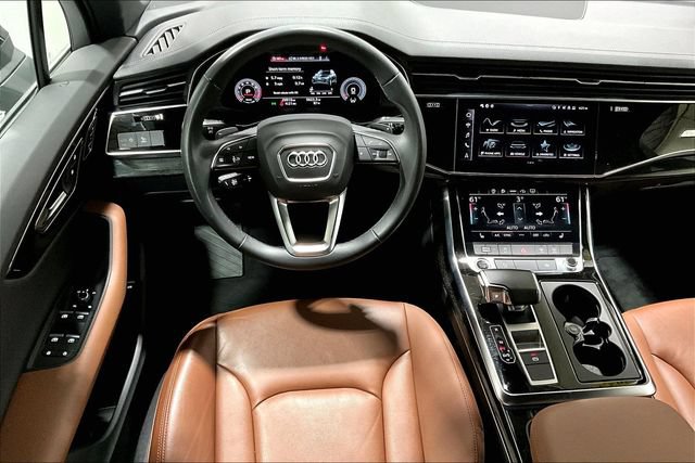 Used 2023 Audi Q7 3.0T Premium w/ Convenience Package AWD/4WD image 4
