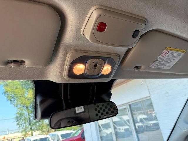 Used 2025 RAM ProMaster 2500 w/ U-Haul Equipment Group FWD image 15