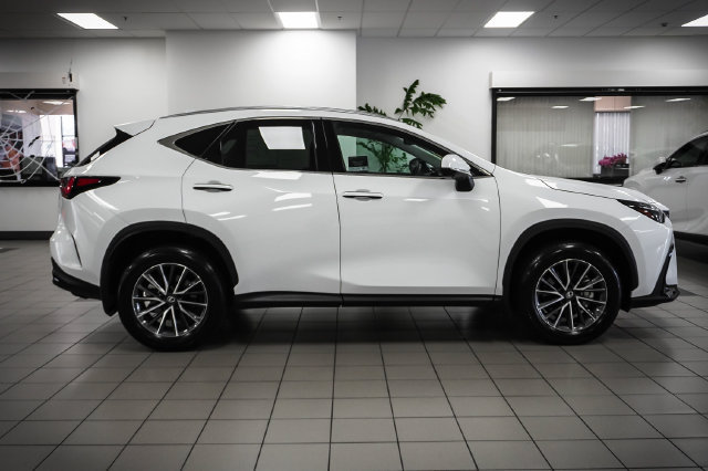 Certified 2026 Lexus NX 350h AWD w/ Accessory Package (2T) image 5