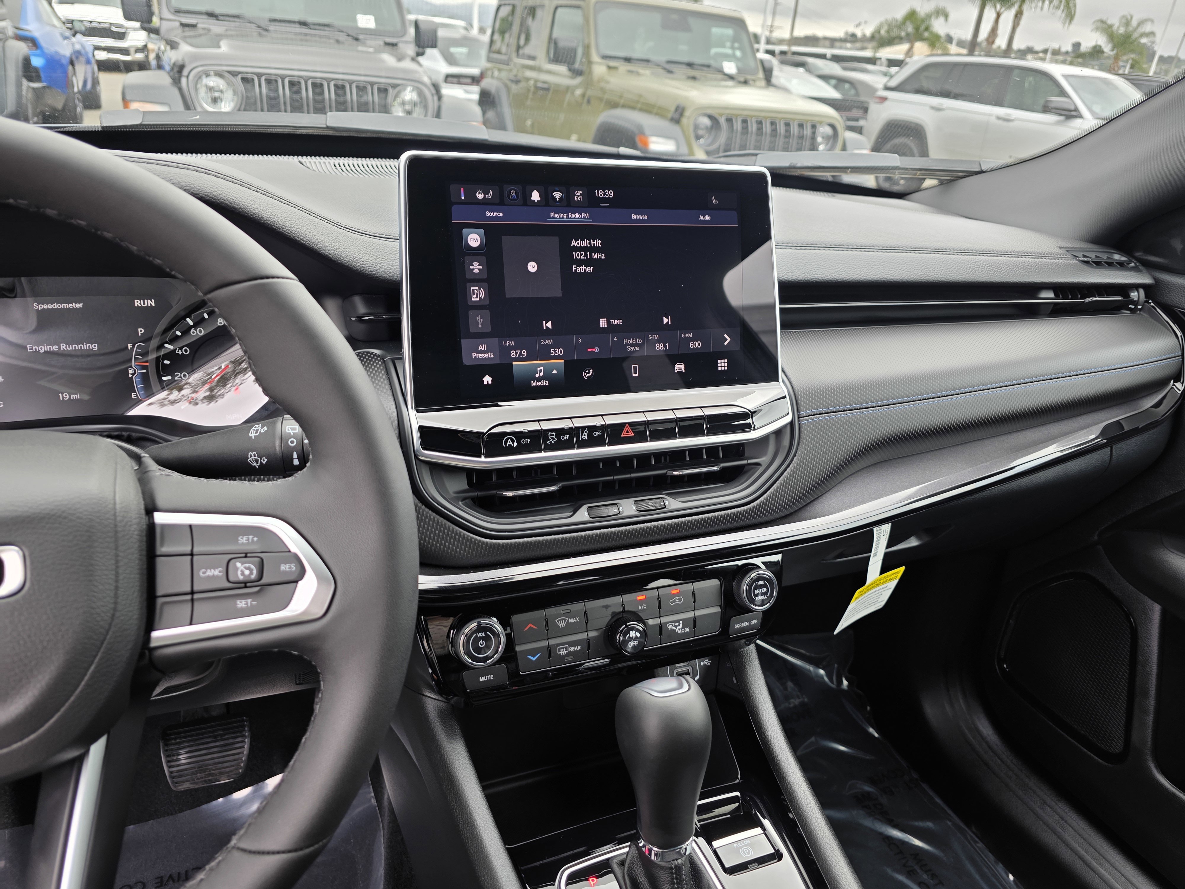 New 2026 Jeep Compass Latitude image 12