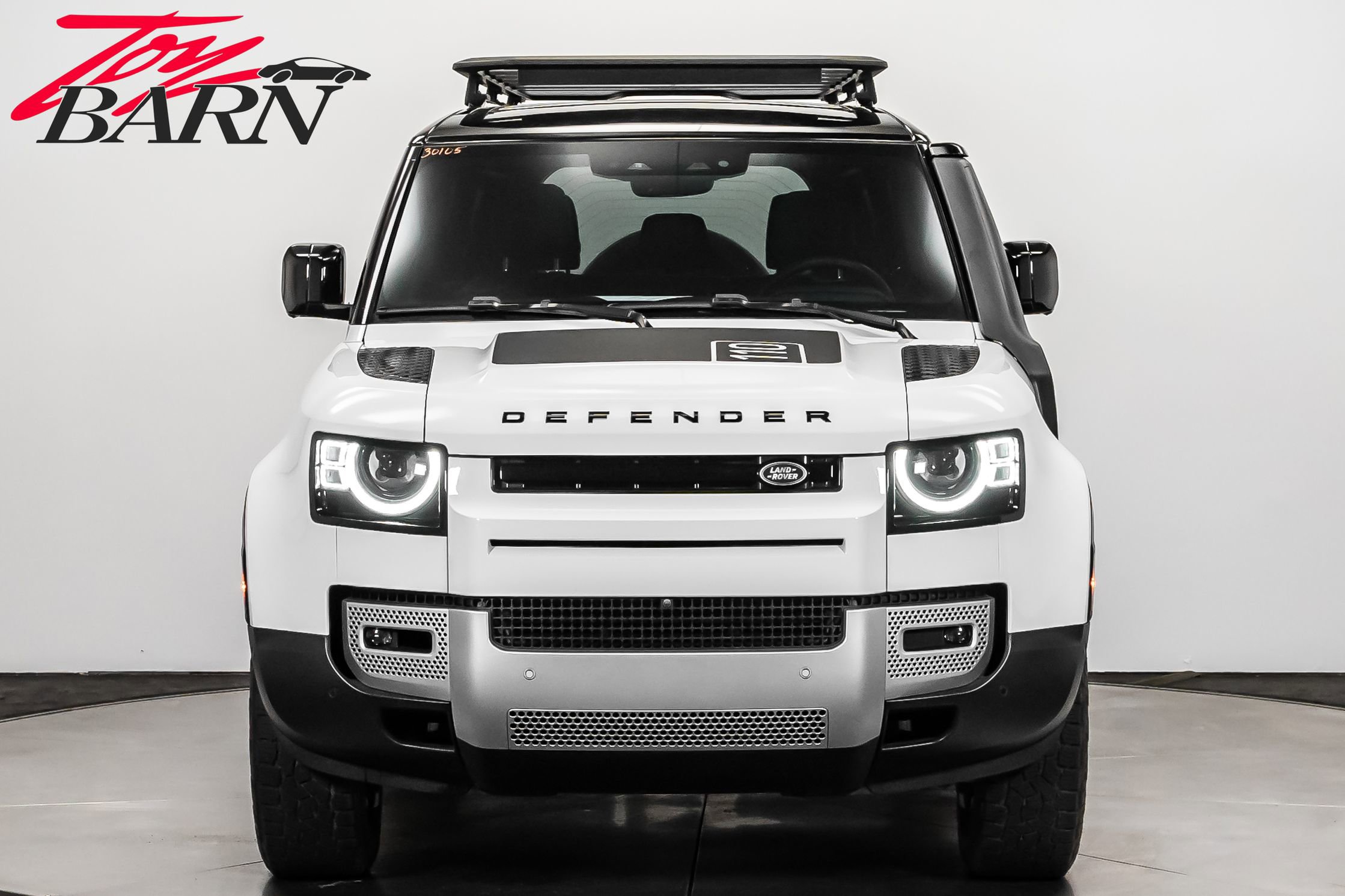Used 2024 Land Rover Defender 110 S AWD/4WD image 8