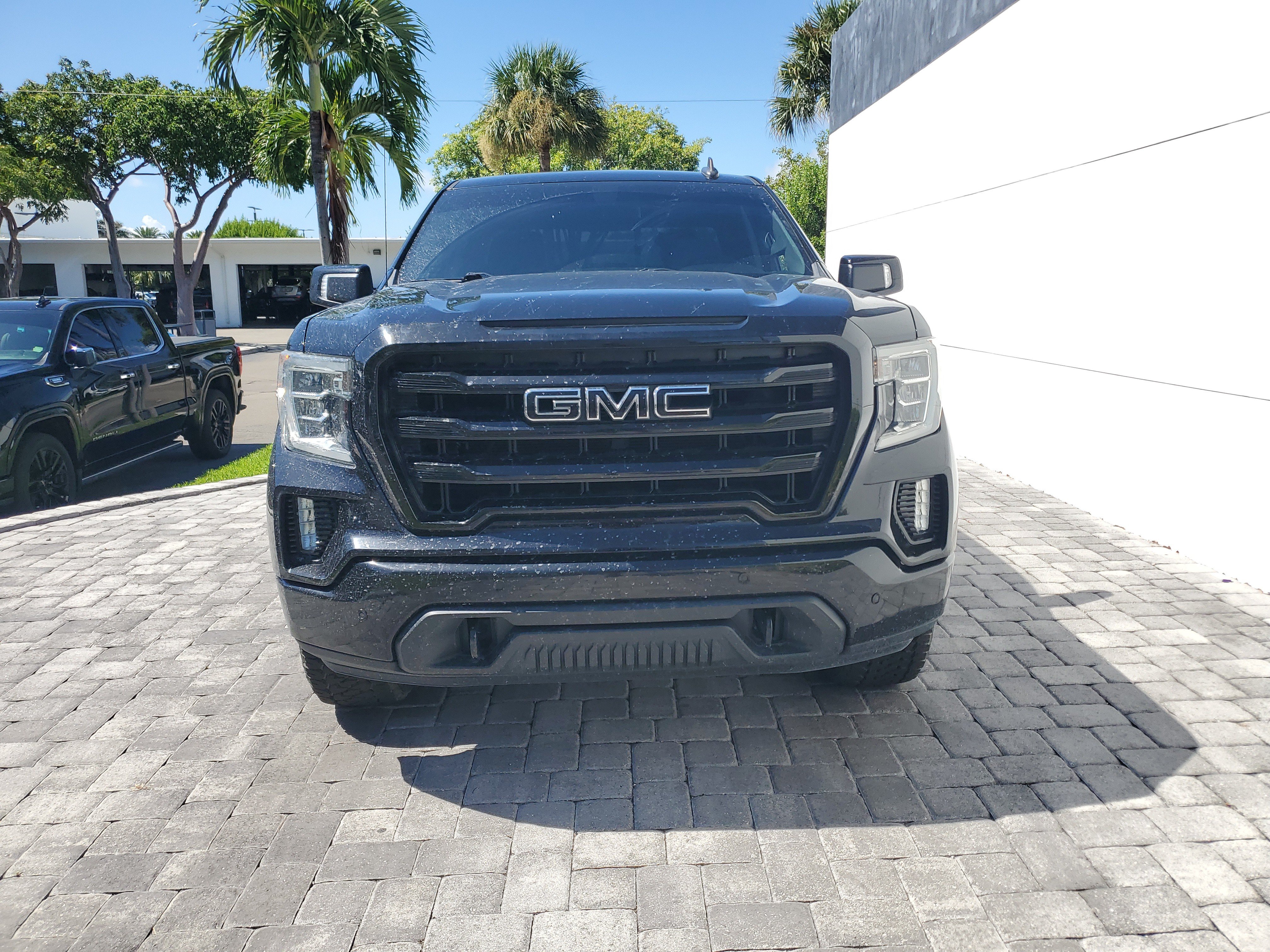 Certified 2020 GMC Sierra 1500 Elevation w/ Elevation Value Package AWD/4WD image 2