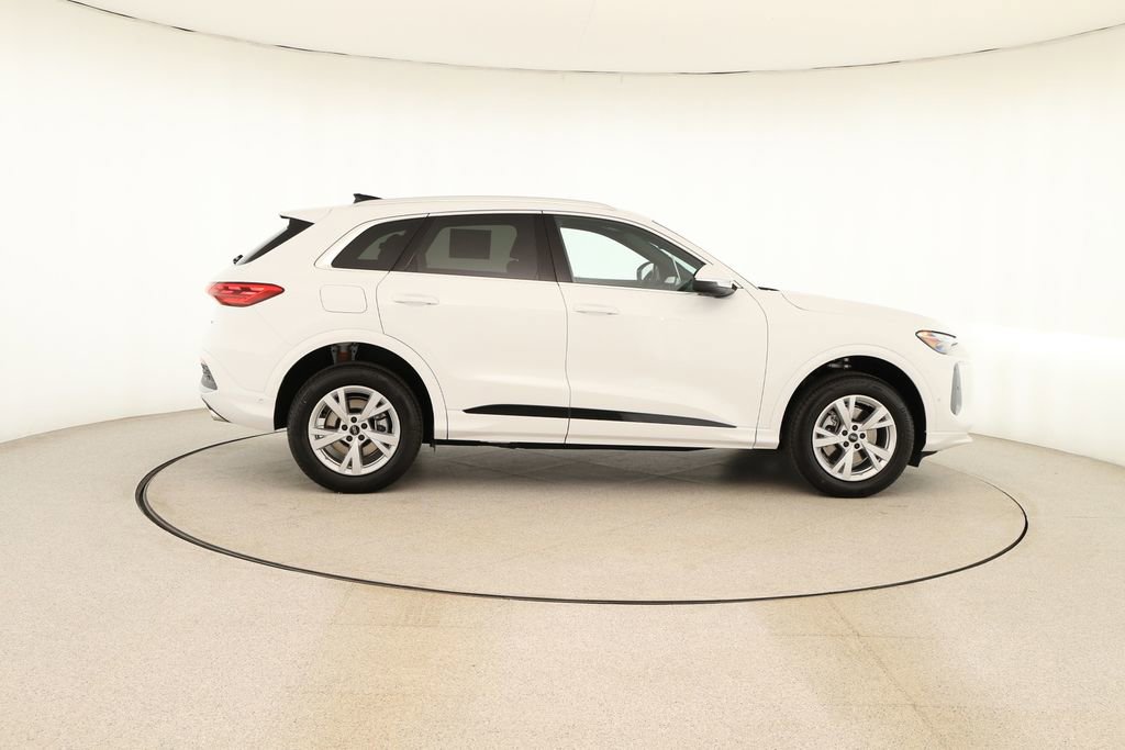 New 2025 Audi Q5 Premium image 8