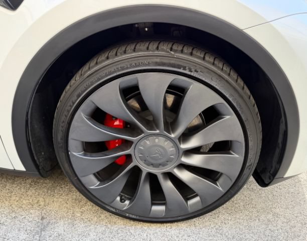 Used 2023 Tesla Model Y Performance AWD/4WD image 26