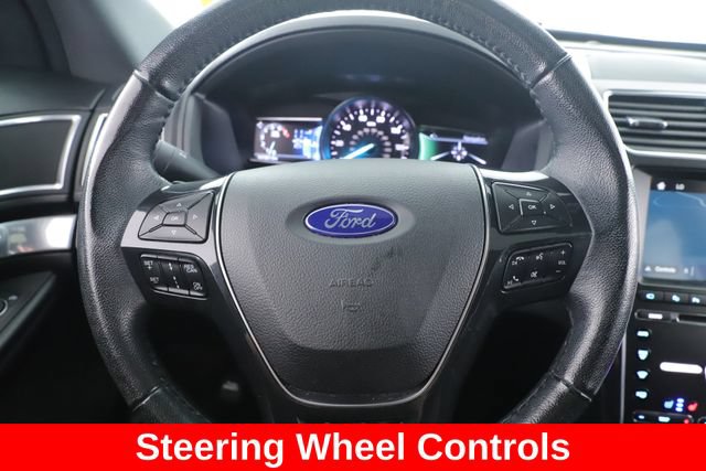 Used 2017 Ford Explorer Limited w/ Equipment Group 301A AWD/4WD image 24