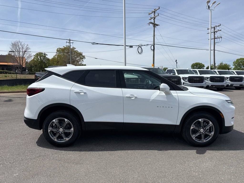 New 2026 Chevrolet Blazer LT FWD image 6