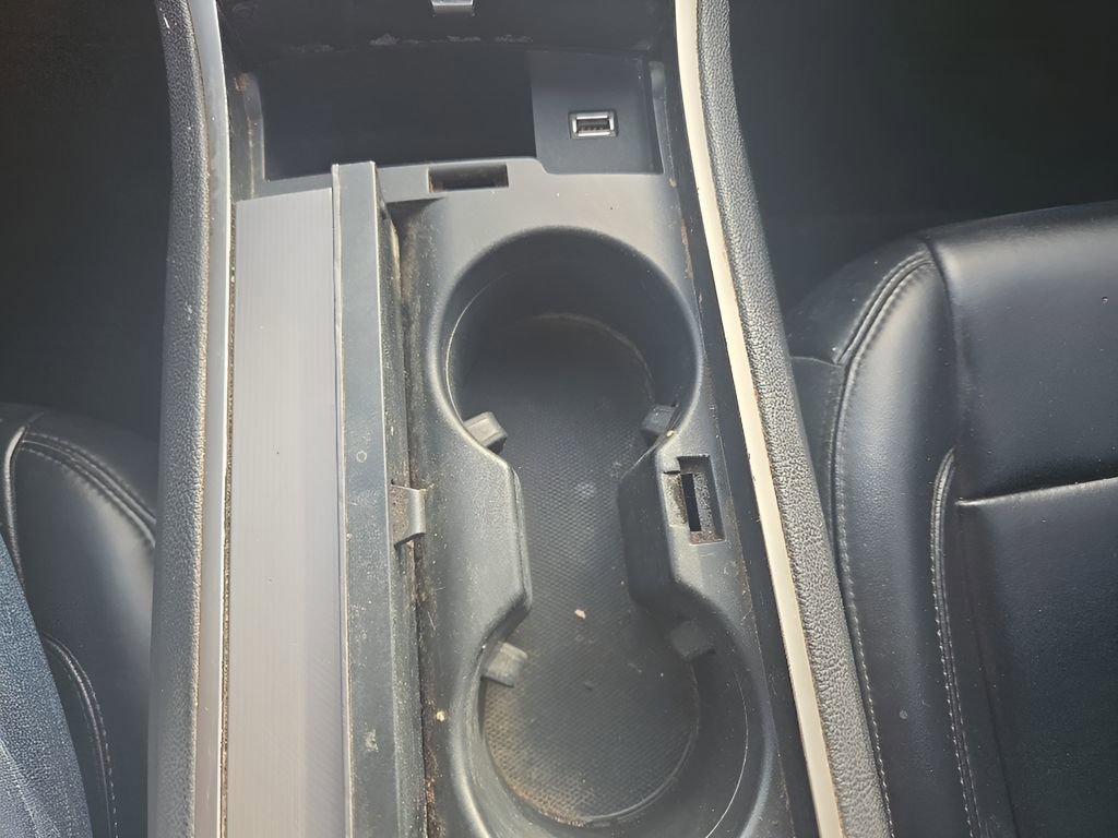 Used 2019 Lincoln MKZ Premiere image 19