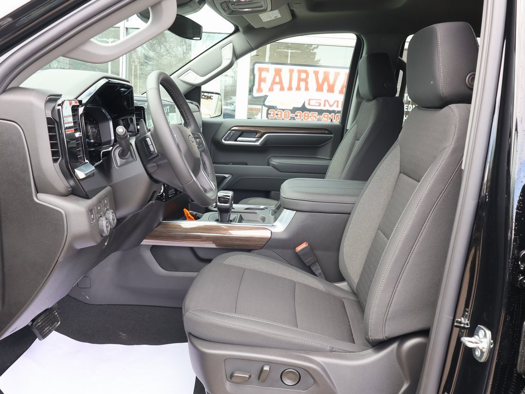 New 2026 Chevrolet Silverado 1500 RST w/ Rally Edition image 14