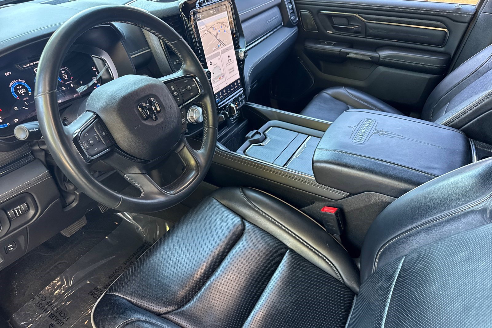 Used 2024 RAM 1500 Limited AWD/4WD image 4