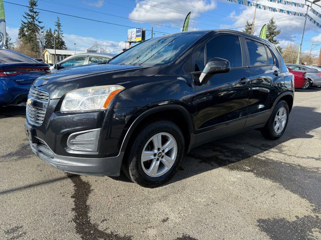 Used 2015 Chevrolet Trax LS FWD image 3