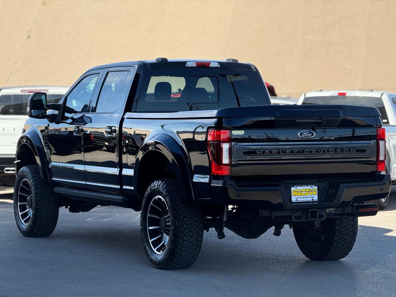 Used 2021 Ford F250 Lariat w/ Lariat Ultimate Package AWD/4WD image 5