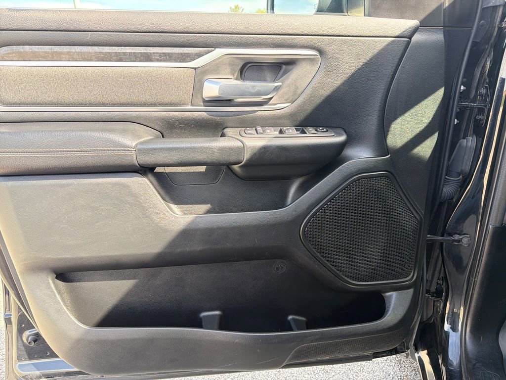 Used 2020 RAM 1500 Big Horn AWD/4WD image 14