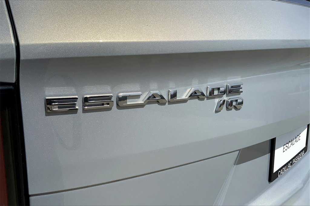 New 2025 Cadillac Escalade IQ Luxury 2 image 31