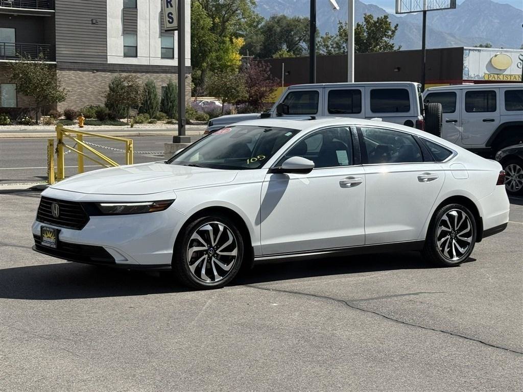Used 2024 Honda Accord EX image 2
