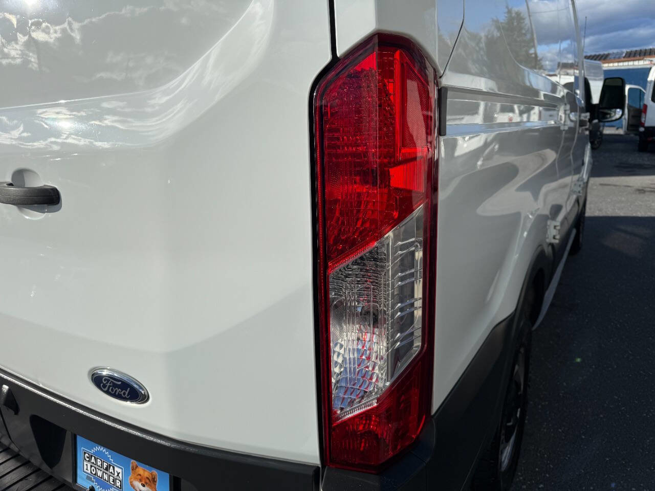 Used 2018 Ford Transit 250 130 Low Roof image 38