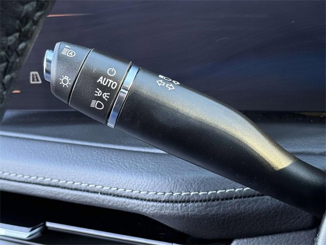 Used 2024 Cadillac XT4 Premium Luxury image 20