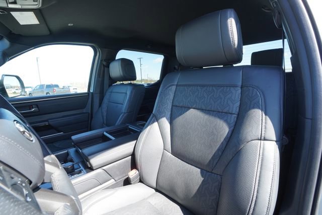Used 2025 Toyota Tundra Limited image 34